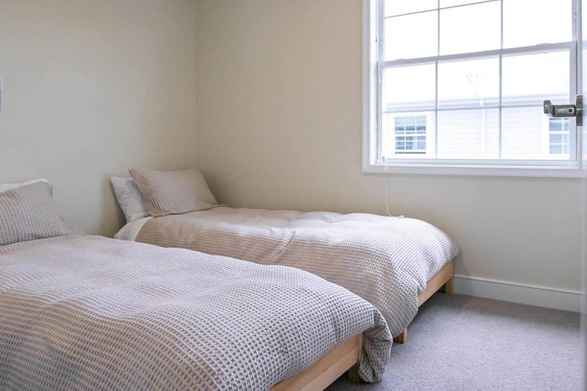 Parkside Heritage Retreat 3-Bedroom Terrace Charm 크라이스트처치 외부 사진